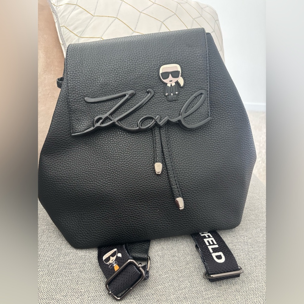 Karl Lagerfeld Black Pebbled Backpack with Karl Character Charm